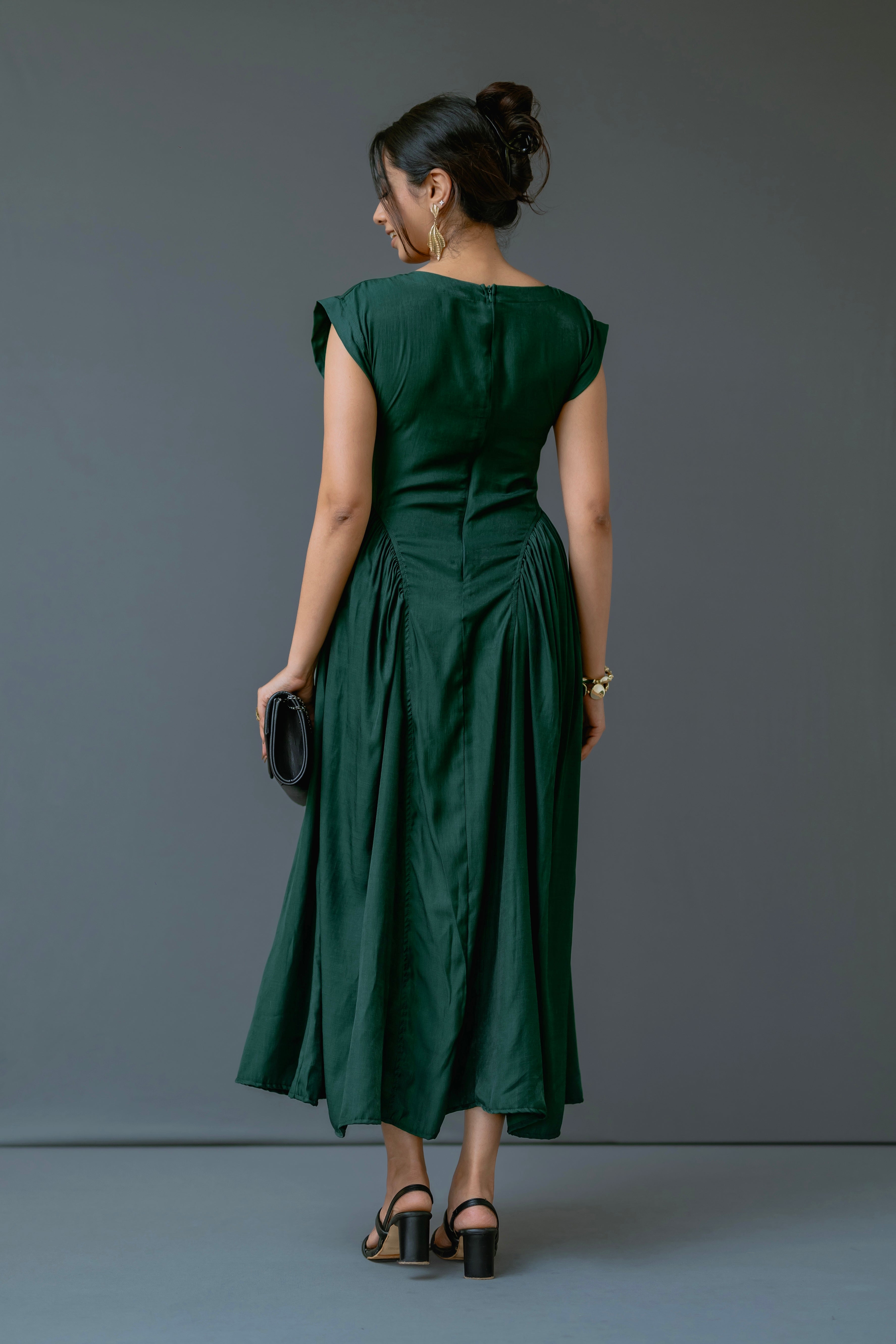 Cap-Sleeve Maxi Dress with Inverted V-Seam Gathering